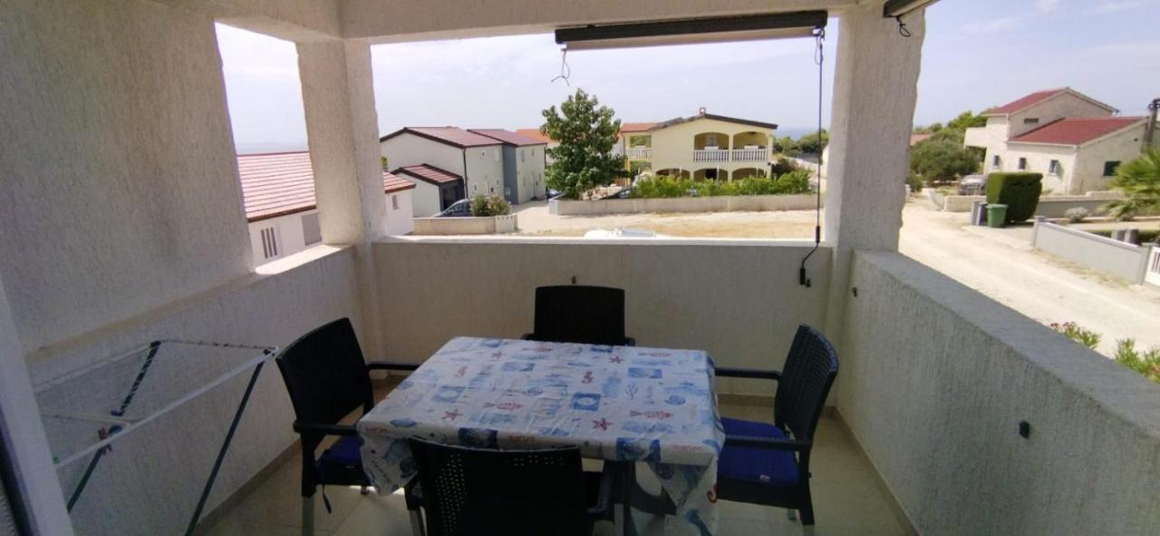 Apartments Natasa วีร์ ภายนอก รูปภาพ