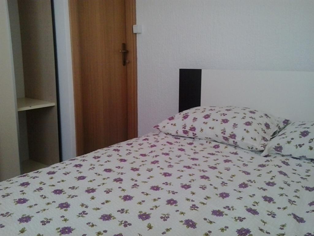Apartments Natasa วีร์ ห้อง รูปภาพ