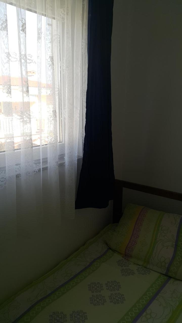Apartments Natasa วีร์ ภายนอก รูปภาพ